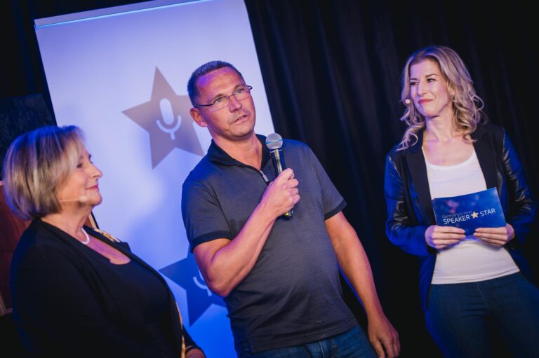 1354_0193_2021-10-21_SpeakerStarsFinale
